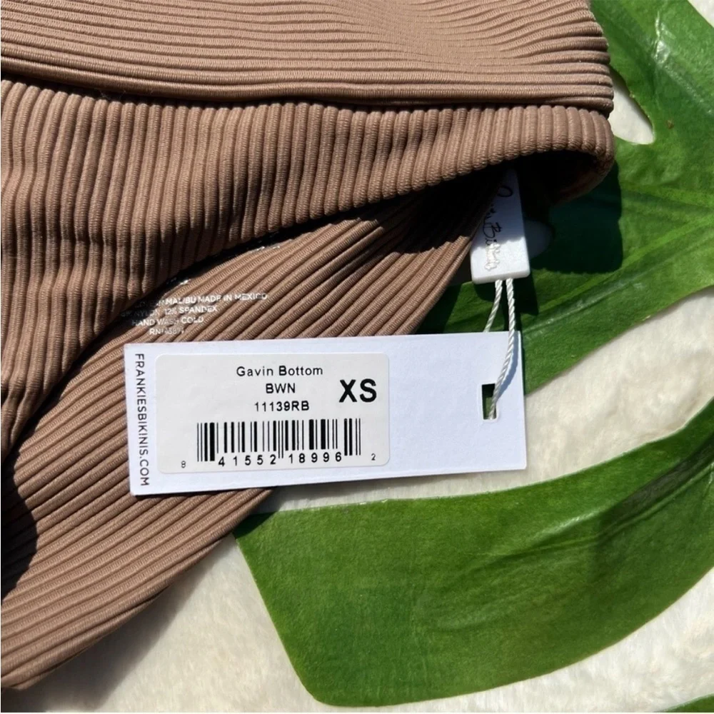 Frankie’s Bikinis Ryan Crop Tie Dye Set in Chocolate Brown and White - Picture 13 of 14